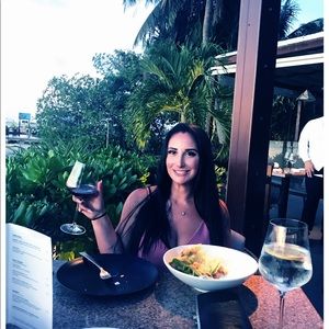 Meet your Posher, Kay